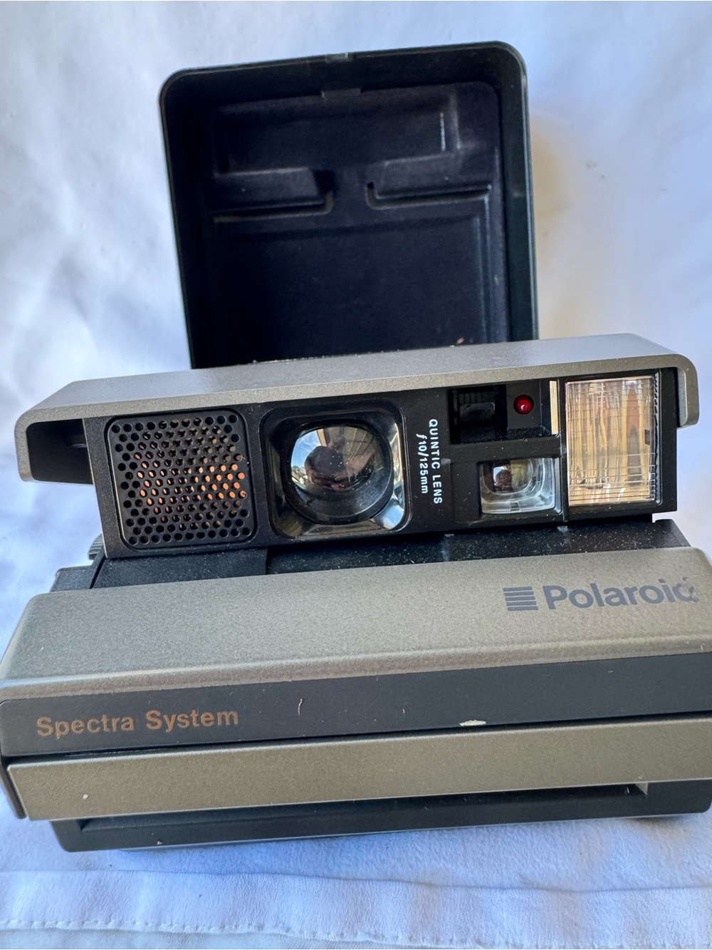 Polaroid Spectra System in case. Not tested